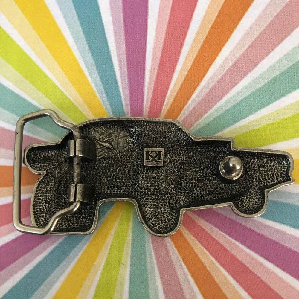 1970’s inspired muscle car Hemi Cuda belt buckle hot rod